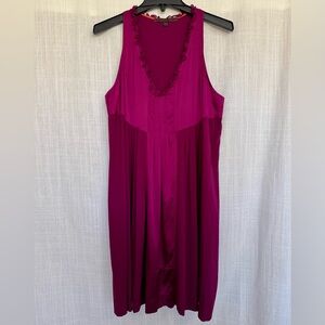 A Common Thread Silk Blend Dress Size M Magenta Pleated Flowy Sleeveless V-Neck